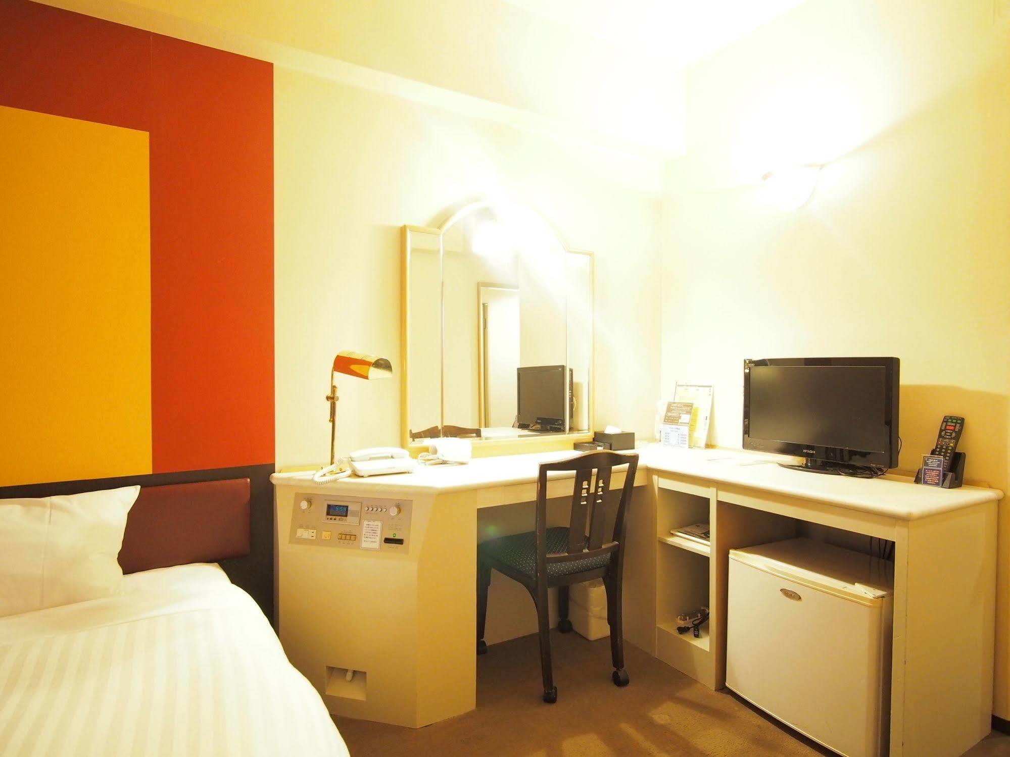 Yokohama Isezakicho Washington Hotel Bagian luar foto